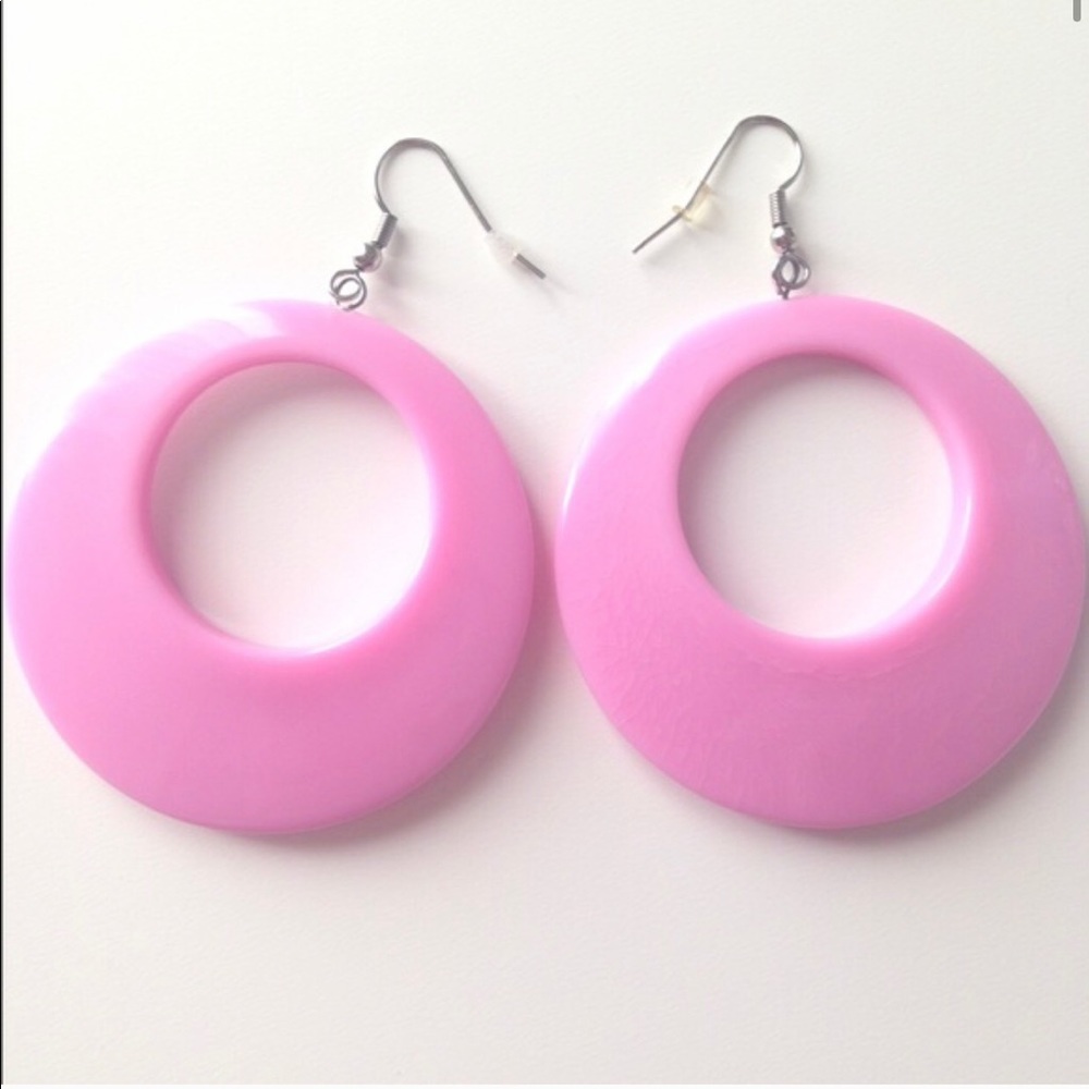 Pretty pink hoop earrings